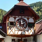 Two-bedroom Near Triberg Waterfall Apartamento
