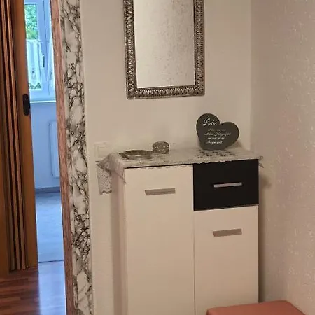 Two-bedroom Near Triberg Waterfall * 特里贝格