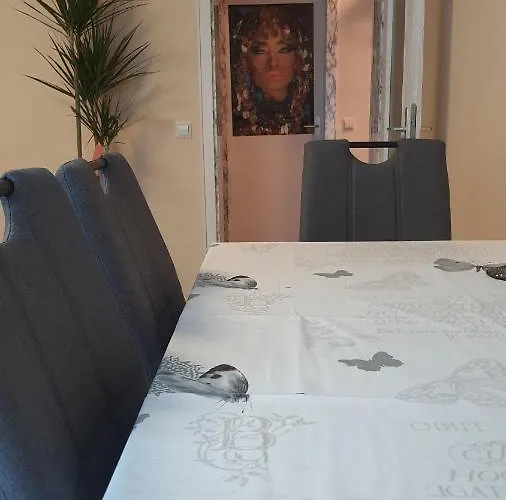 شقة Two-bedroom Near Triberg Waterfall تيبرغ